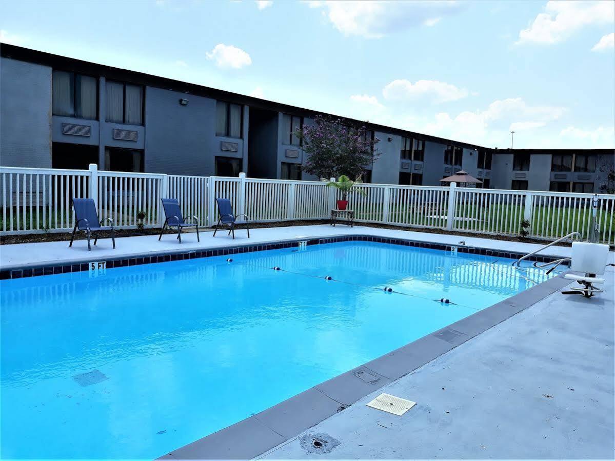 Country Hearth Inn Madison Exterior foto